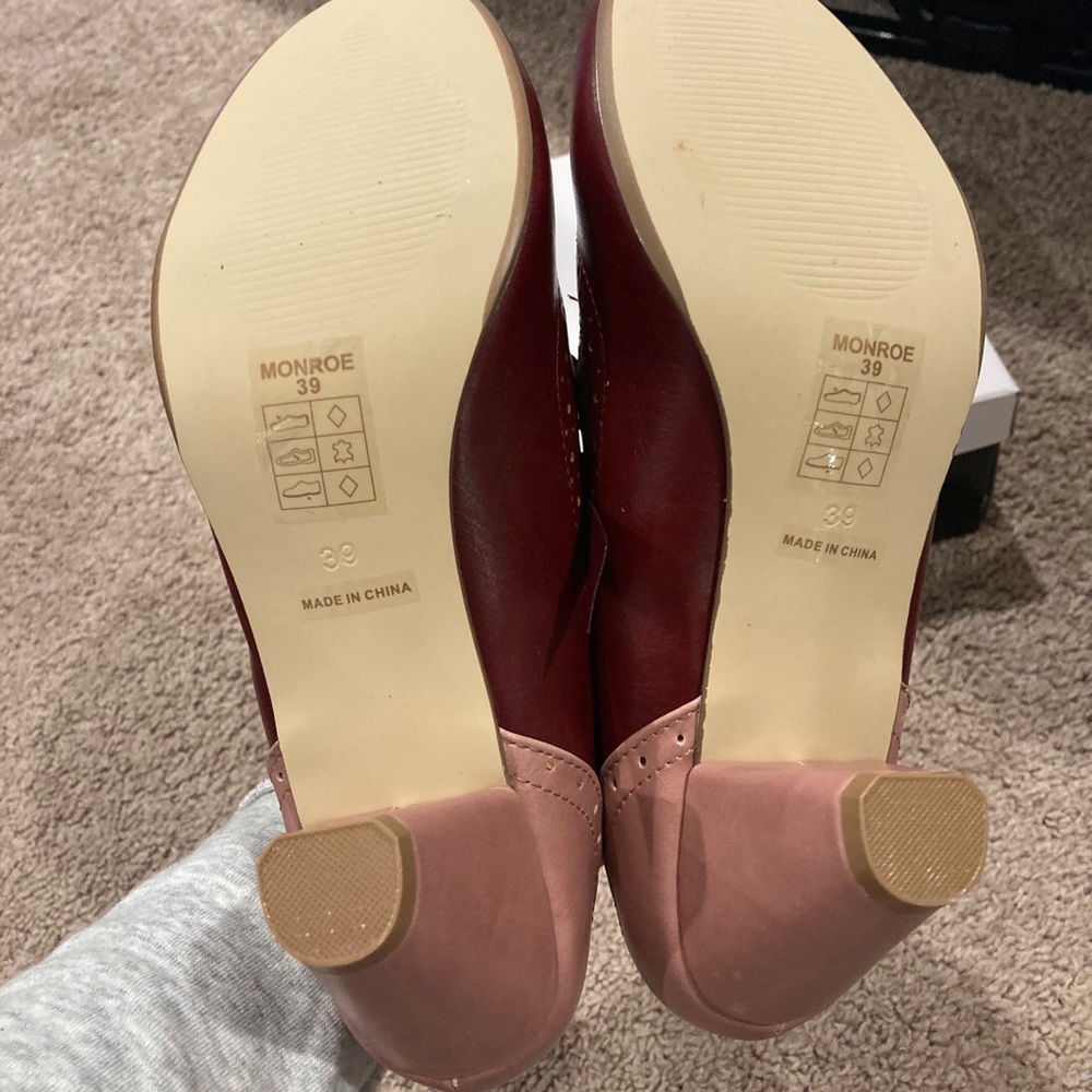 Chelsea Crew heels - Picture 4 of 4